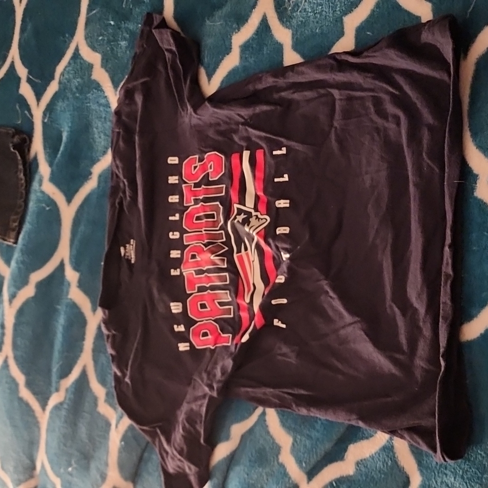 Size 4/5 boys Patriots T-shirt